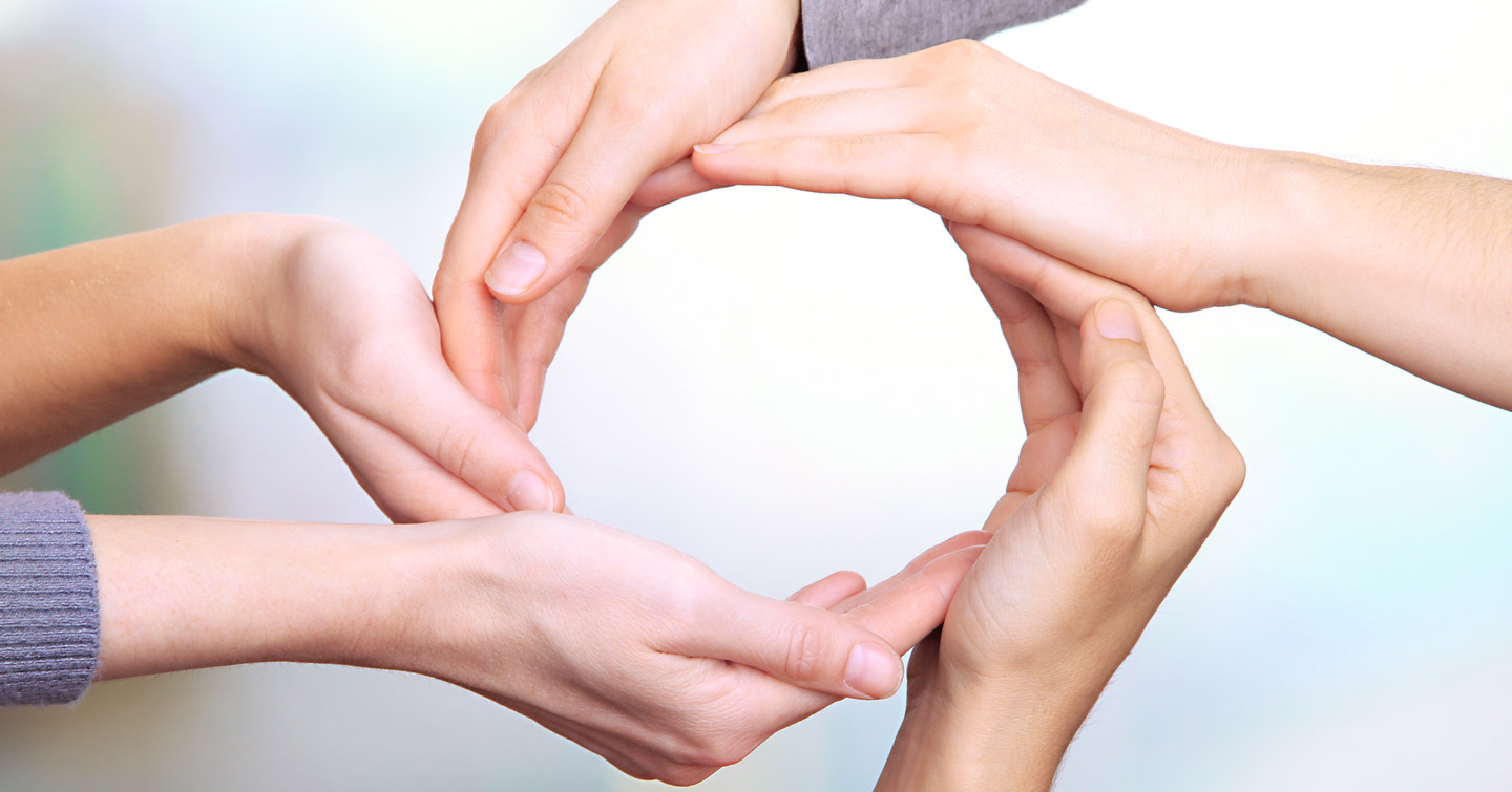 Wohltätige Organisationen stellen sich vor.